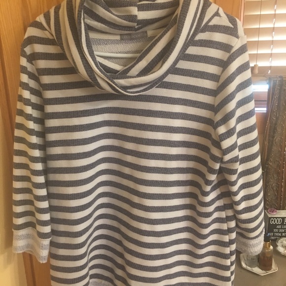 Loveappella Funnel Neck Sweatshirt - Picture 2 of 2